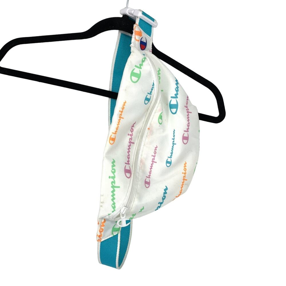 Champion Unisex White Waist Fanny Pack Adjustable Strap Front Zip Pocket